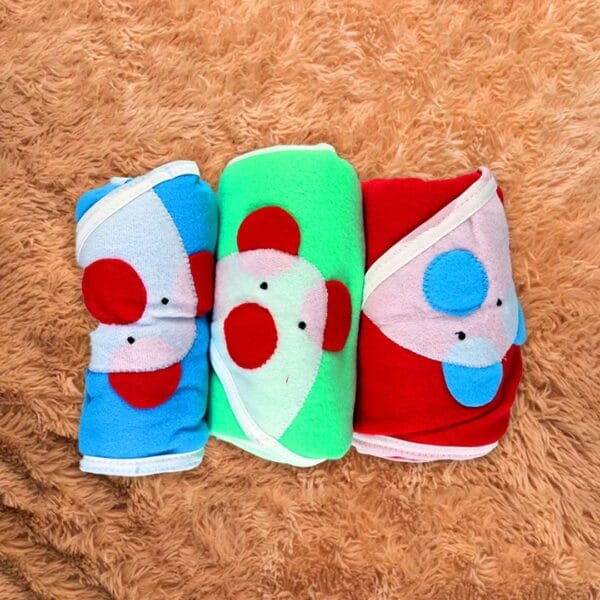 hooded baby towel (melody)