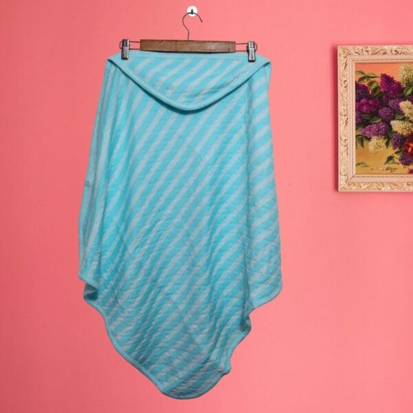 hooded baby towel (lines jacard)